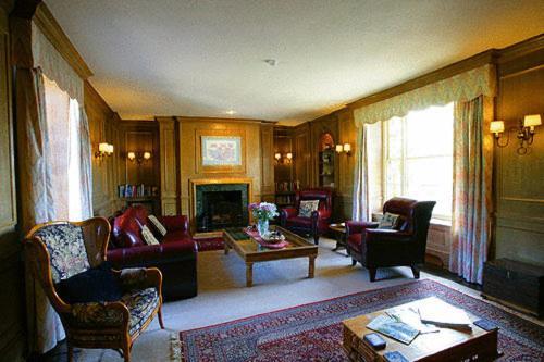 The Three Cocks Coaching Inn Glasbury Bagian luar foto