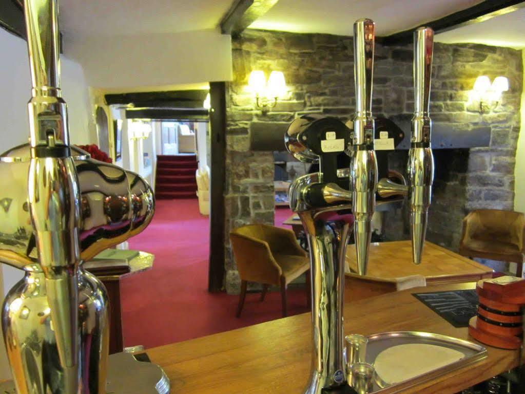 The Three Cocks Coaching Inn Glasbury Bagian luar foto
